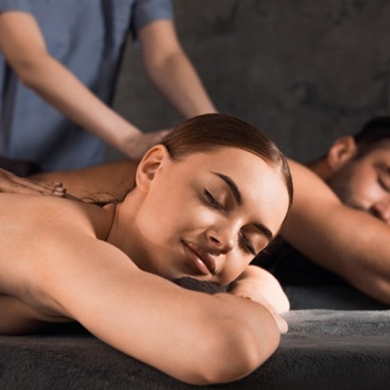 Share a pleasant experience with a loved one with a Synchronous Massage in Plovdiv from Makaroon