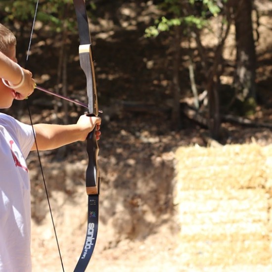 Spend an unforgettable day in nature with a wildlife safari, walk and barbecue near Ihtiman from Makaroon