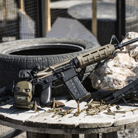 Стрелба и забавление със специално Стрелково преживяване за един или двама край Пловдив от Makaroon