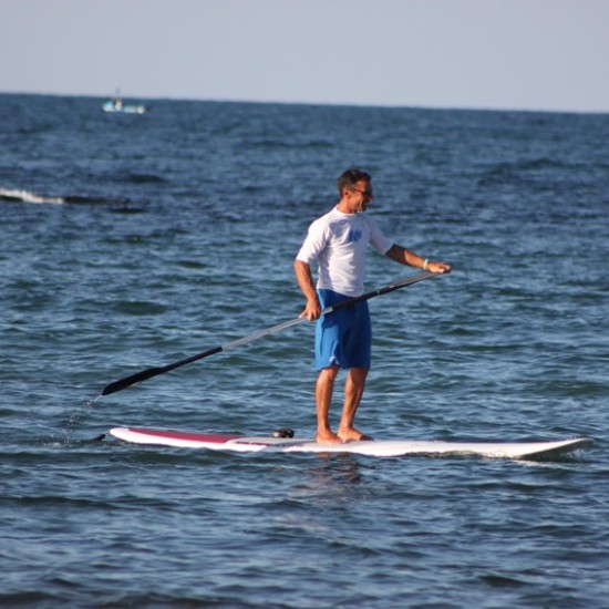 Turn your summer vacation into an adventure with a windsurfing, kitesurfing, SUP or kayaking lesson from Makaroon Turn your summer vacation into an adventure with a windsurfing, kitesurfing, SUP or kayaking lesson from Makaroon