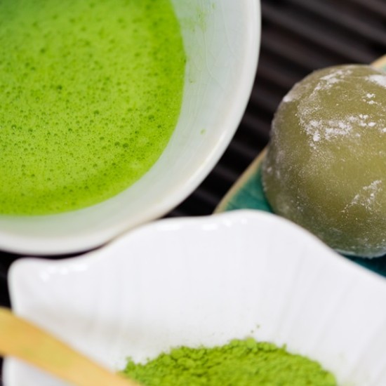 Опознайте сърцето на Япония с Дегустация на емблематичния японски чай матча в ТеаТоріа от Makaroon Опознайте сърцето на Япония с Дегустация на емблематичния японски чай матча в ТеаТоріа от Makaroon