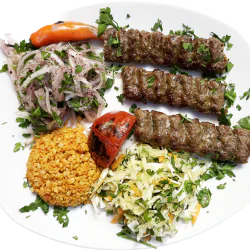  Традиционна семейна вечеря с 3-степенно меню по избор в Турски ресторант При майстор Ибо