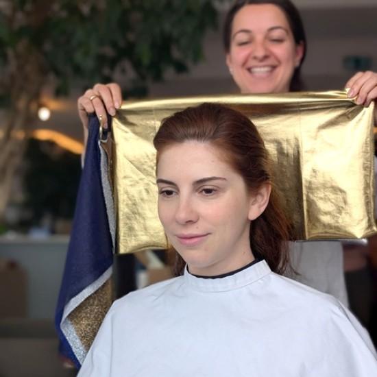 Разберете кои са най-подходящите цветове за Вас с Цветови анализ от Makaroon