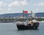 Подарете си една необикновена семейна разходка с кораб Св. Тома край Варна от Makaroon Подарете си една необикновена семейна разходка с кораб Св. Тома край Варна от Makaroon