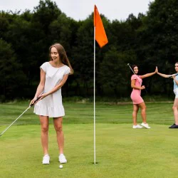 Делничен урок по голф за двама – незабравимо изживяване на открито край Банско Делничен урок по голф за двама – незабравимо изживяване на открито край Банско